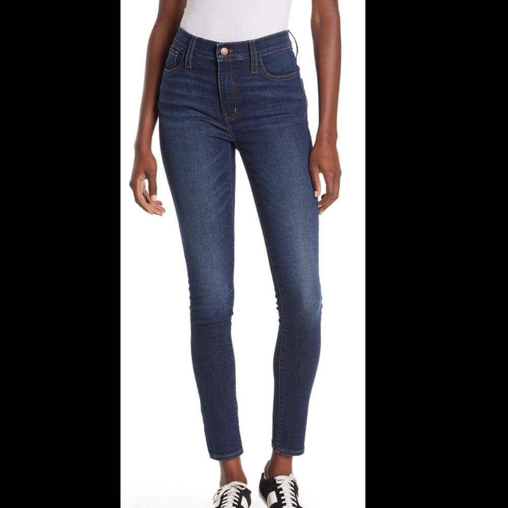 NEW-Mid-Rise Skinny Jeans